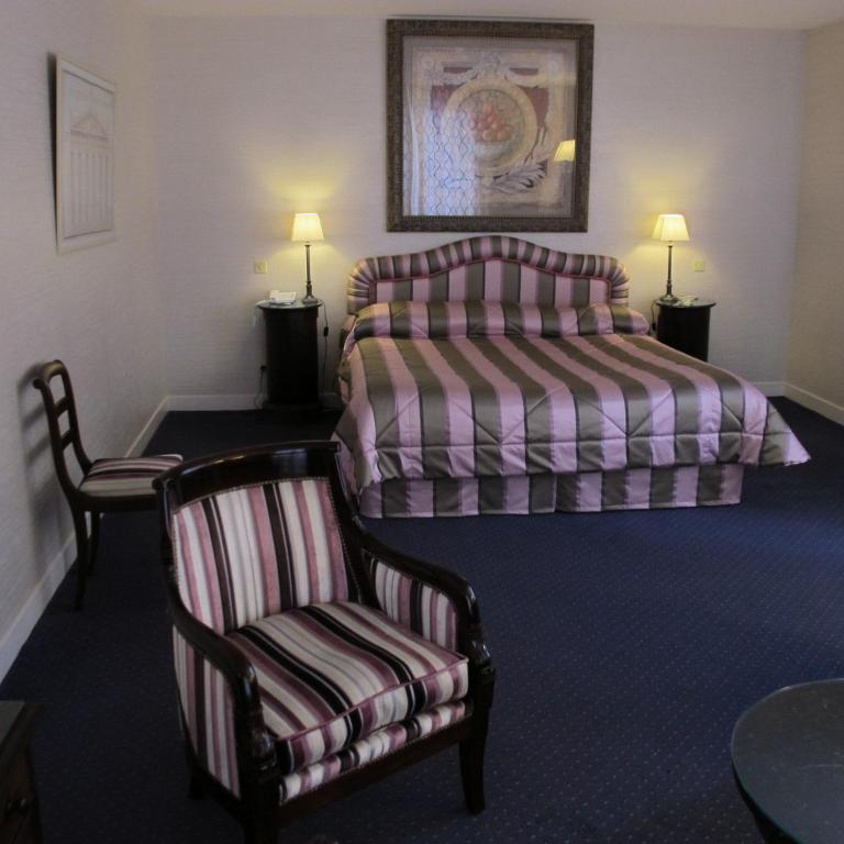 Auberge Des Templiers Boismorand Chambre photo